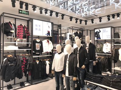 KIKC多品類集合店盛大開業，創新跨界模式引爆漢街萬達服裝服飾零售